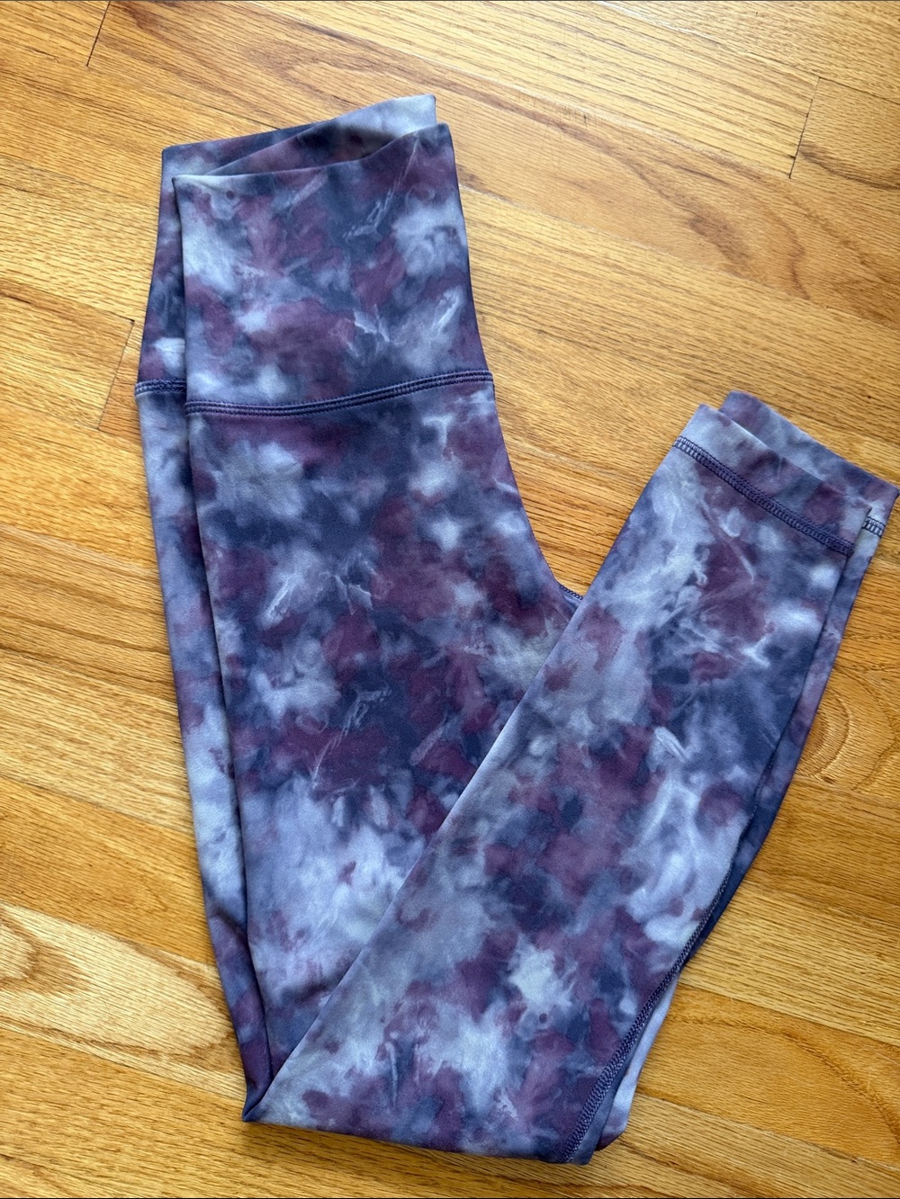 90 Degree By Reflex Tie-Dye Leggings in Purple and Gray
